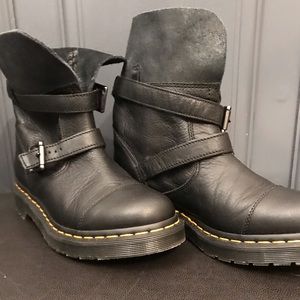 Dr. Martens Boots size US 7